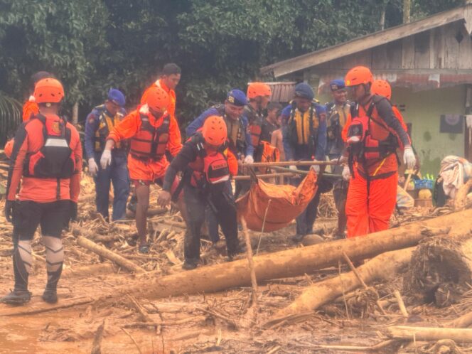
Situasi Terkini Bencana Sibolga–Tapteng : Ribuan Warga Terdampak, Evakuasi Masih Berjalan