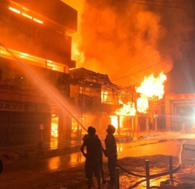 
Pasar Anyar Bogor Hangus Dilalap ” si Jago Merah”