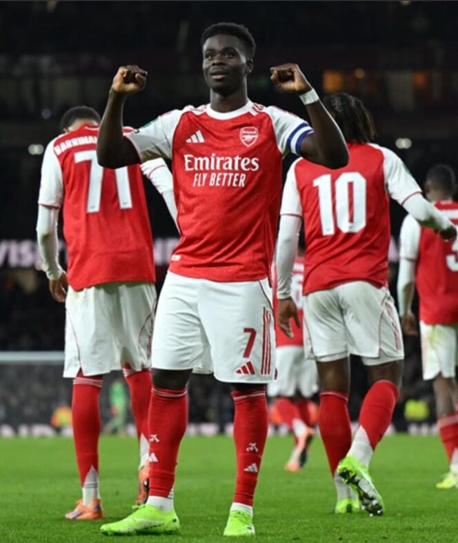 
Arsenal Menjauh dari Manchester City