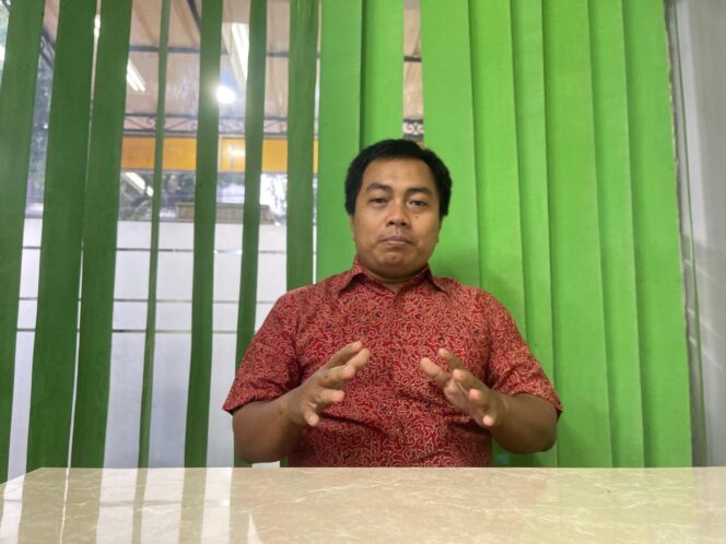 
Ketua Etikanet Sindir Ferry Irwandi Jangan Baperan