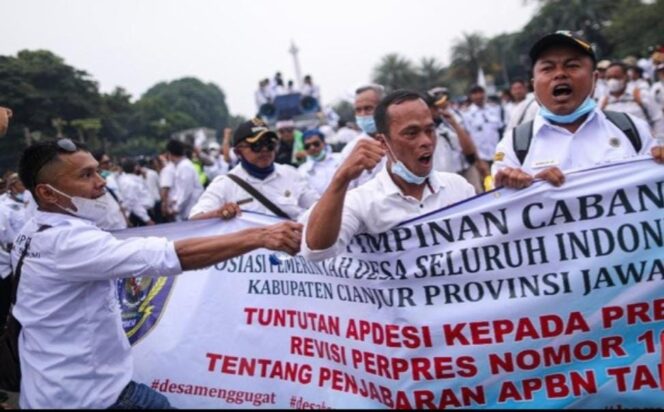 
Dana Desa Tahap II Belum Cair, Ribuan Kades ” Ngambek”