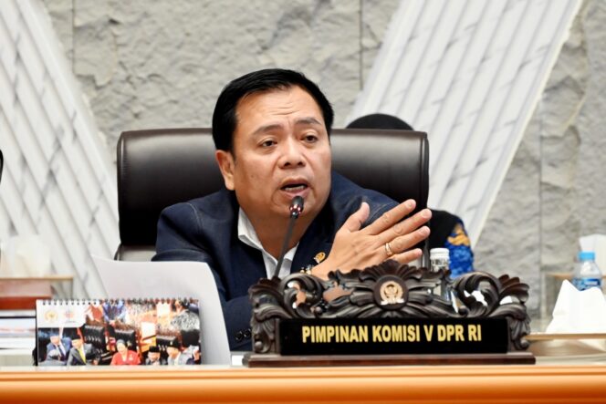 
Komisi V Dorong BMKG Perkuat Sistem Peringatan Dini Hingga ke Tingkat Desa