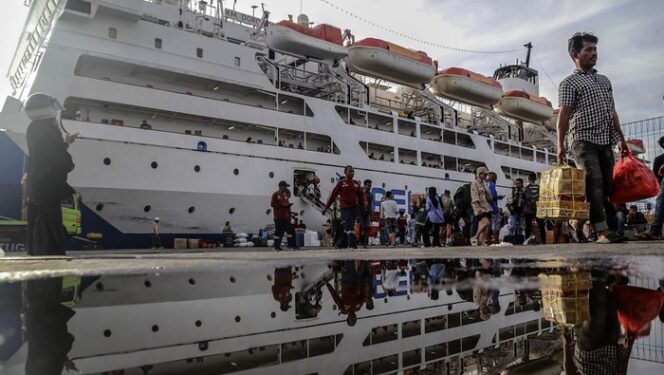 
Tersedia 17.239 Tiket Kapal Laut untuk Nataru