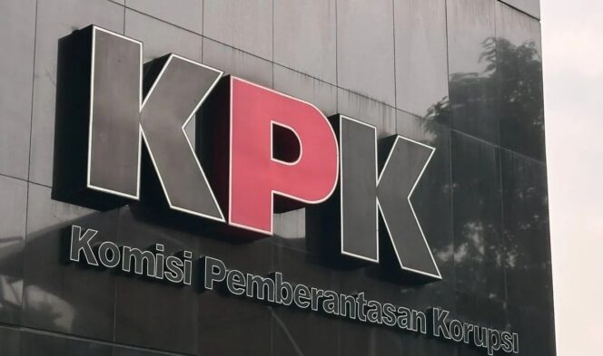 
KPK Gelar OTT di Banten, Lima Orang Diamankan
