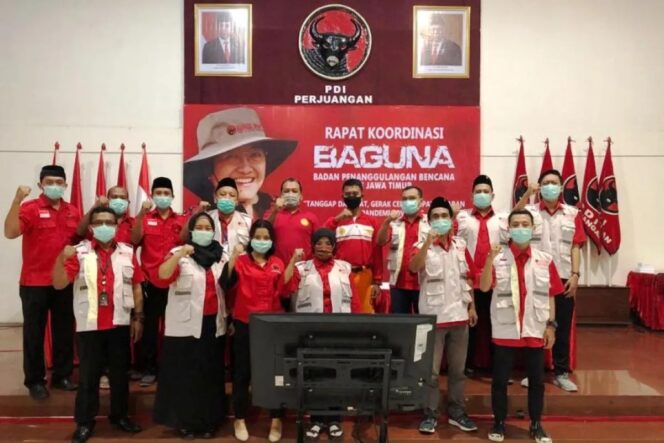 
Megawati Tegaskan Peran BAGUNA PDIP: Datang ke Lokasi Bencana, Dapur Umum Harus Berdiri Lebih Dulu