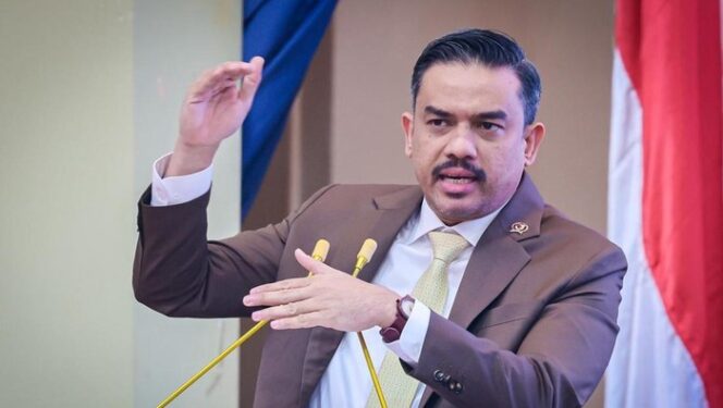 
Menteri UMKM: Pedagang Barang Bekas Jual Produk Lokal