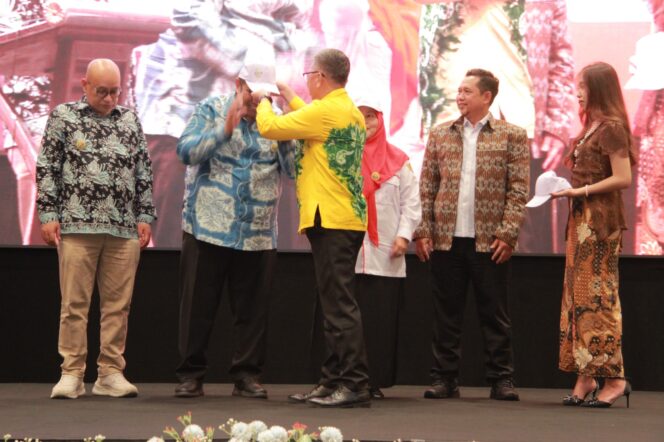 
Pemred Sahabat Desa Resmi Mengudara dari Bandung