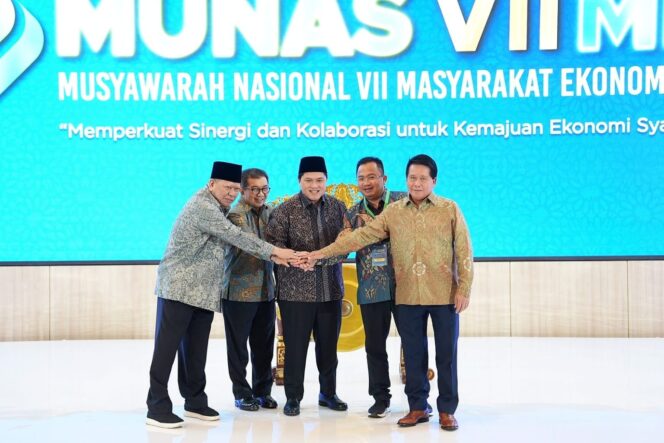
Rosan-Ferry “Nahkodai” MES, Pemerintah Perkuat Arah Ekonomi Syariah
