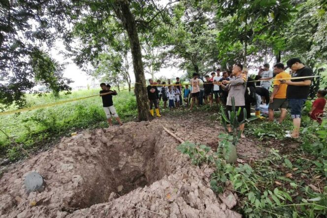 
Polres Serang Lakukan Pemeriksaan Saksi Terkait Pembongkaran Makam