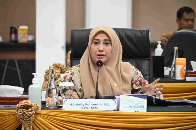 
DPR Sentil Imigrasi: Kawin Kontrak WNA Tak Bisa Dibiarkan