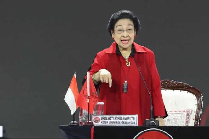 
Megawati Tegaskan Perempuan Harus Berdaya di Ruang Publik