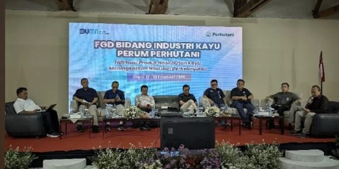 
FGD Rekomendasikan Perum Perhutani Perkuat Industri Kayu Nasional