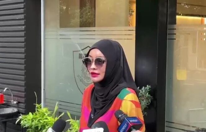 
Pertemuan Doktif dan Richard Lee Terjadi di Polda Metro Jaya