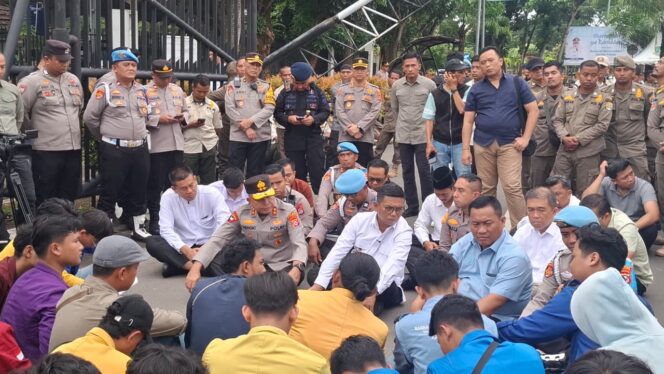 
Polda Banten Kawal Ketat Aksi Damai BEM se-Provinsi