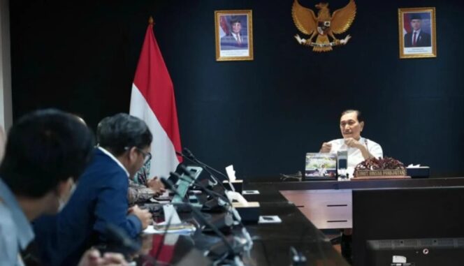 
Ketahanan Energi Terjaga, Luhut Tegaskan Pasokan Cukup untuk Kebutuhan Industri dan Rumah Tangga