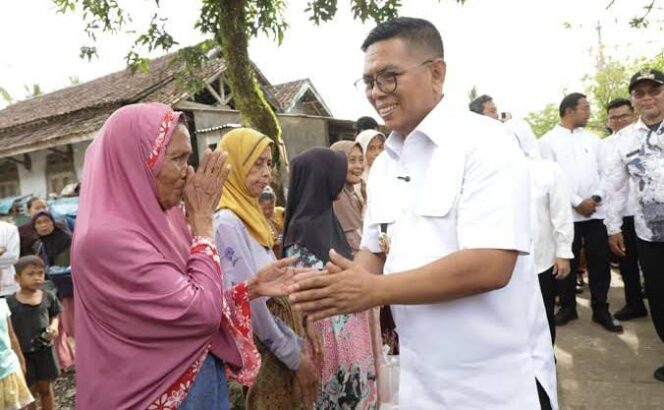 
Hasil Survei LPPM: 85,9% Warga Banten Puas Kinerja Gubernur Andra Soni