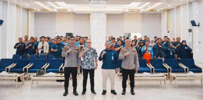 
Pupuk Kaltim Gandeng Mabes Polri Sosialisasi Sistem Manajemen Pengamanan