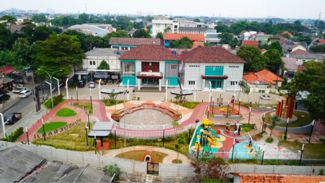
Keren, Pemkot Tangsel Rubah Alun-Alun Pondok Ranji Jadi Ruang Publik
