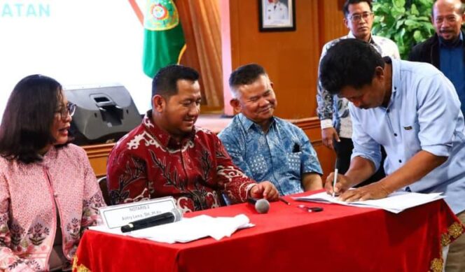 
Bupati PPU dan Badan Bank Tanah Teken Perjanjian Lahan Reforma Agraria 1.873 Ha