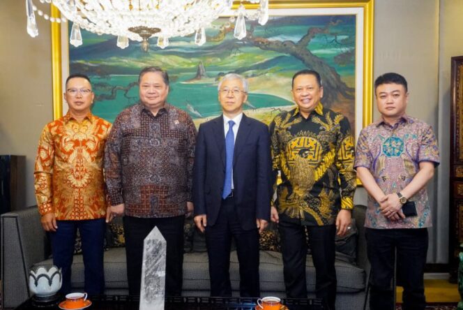
Dampingi Wakil Gubernur Provinsi Hebei China Bertemu Menko Perekonomian RI, Bamsoet Dorong Investor China Bangun Data Center di Indonesia