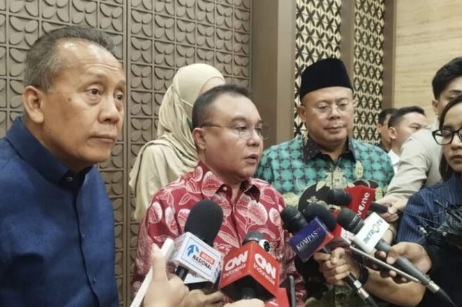 
Tanggapi Penggeledahan Kantor BGN, Dasco: Kita Serahkan ke Penegak Hukum