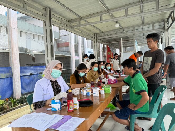 
Lapas Kelas IIB Gunungsitoli Gandeng Dinkes, WBP Diberi Edukasi Virus Hanta dan Pemeriksaan Kesehatan