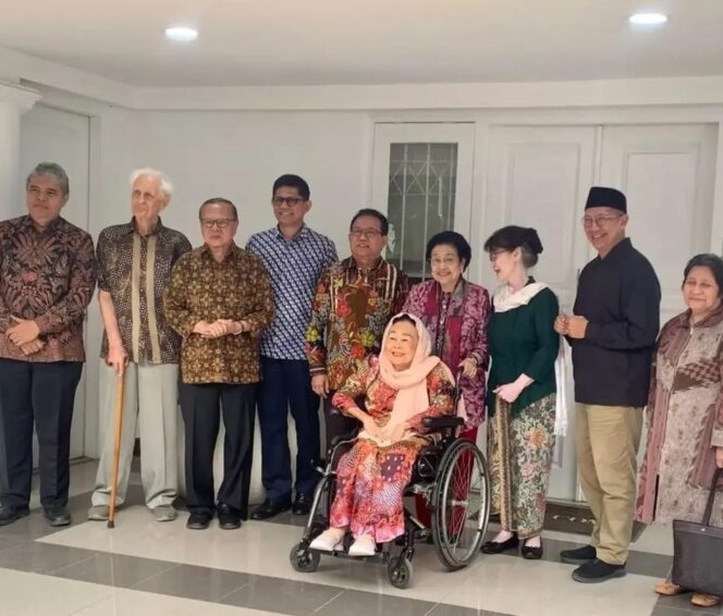 
Megawati Soekarnoputri Gelar Silaturahmi Kebangsaan Bersama Tokoh Gerakan Nurani Bangsa, Sinta Nuriyah hingga Romo Magnis Hadir