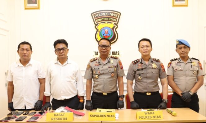 
Misteri Tewasnya Siswi SMK di Alasa Talumuzoi 53 Saksi Diperiksa, Penyidik Tunggu Hasil Labfor Medan