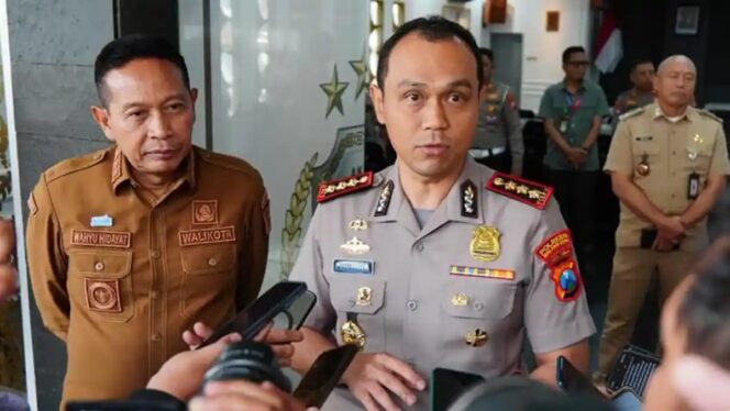 
Mutasi Polri: Kombes Putu Kholis Aryana Ditunjuk Jadi Kapolres Metro Bekasi Kota