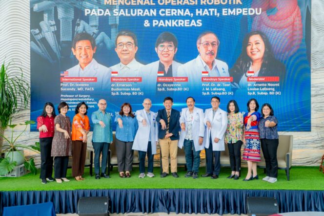 
Operasi Semakin Aman, Lengan Robot Da Vinci Xi Mampu Jangkau Lokasi Sulit Tanpa Masalah