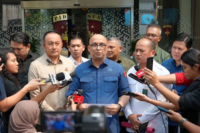 
Kasus Korupsi Makan Bergizi Gratis: Kejagung Ungkap Keterlibatan Perwira TNI Aktif