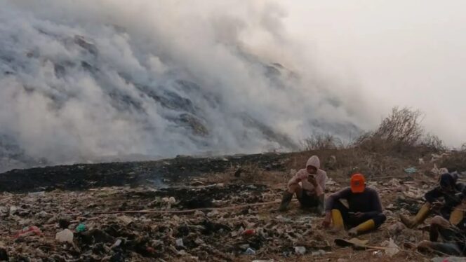 
Kebakaran TPA Jatiwaringin: LKPLN Desak Audit Investigatif Hingga Tetapkan Tersangka
