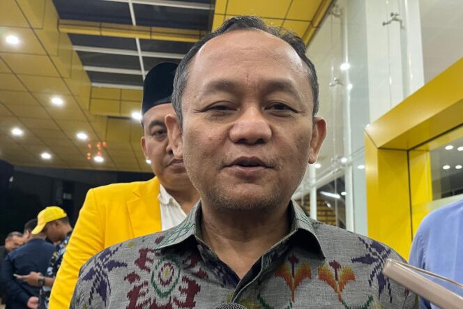 
PDIP Pilih Jadi Penyeimbang, Sekjen Golkar: Silakan, Nanti Rakyat yang Menilai!