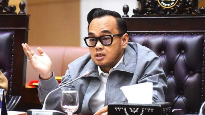
Rano Alfath Dukung Kortastipidkor Polri Bongkar Kasus Korupsi yang Jadi Atensi Presiden