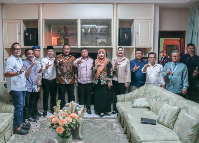
Menteri Jumhur: Saatnya Indonesia Tinggalkan Open Dumping dan Wujudkan Ekonomi Sirkular